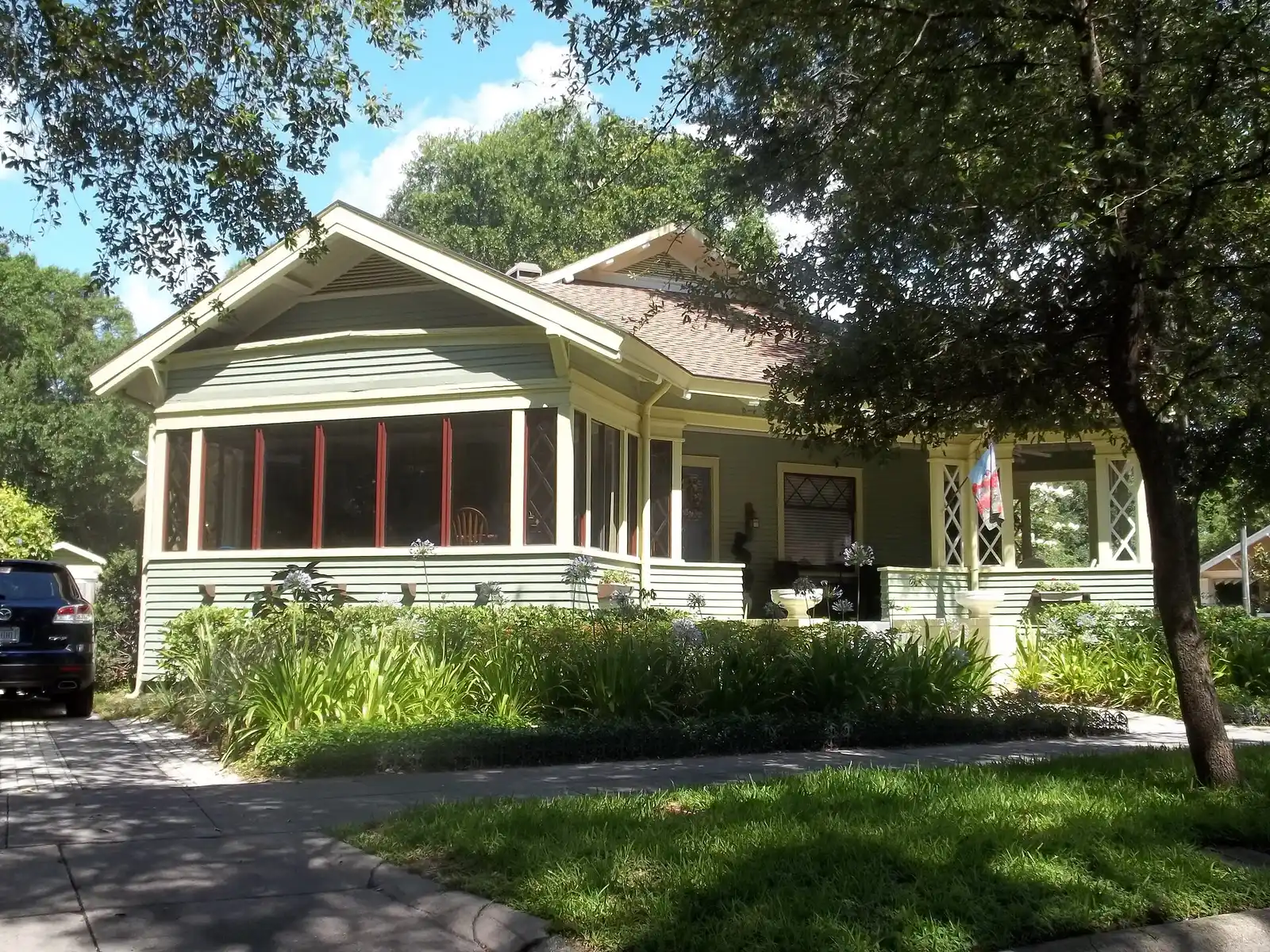 A bungalow in the Hyde Park Historic District in Tampa.