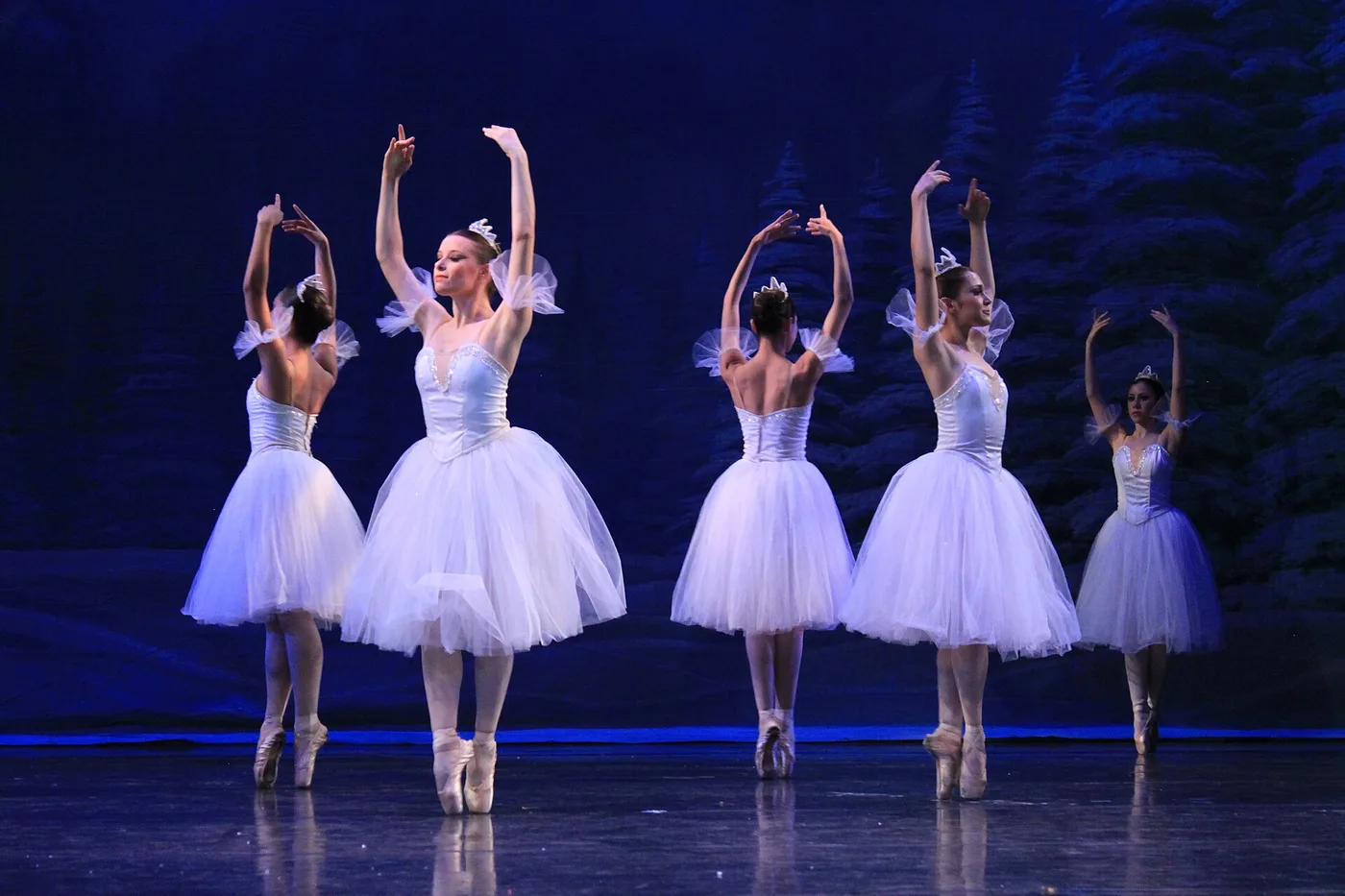 The snowflake scene from "The Nutcracker" danced by students of the Escuela Superior de Música y Danza, not one of the Tampa productions.