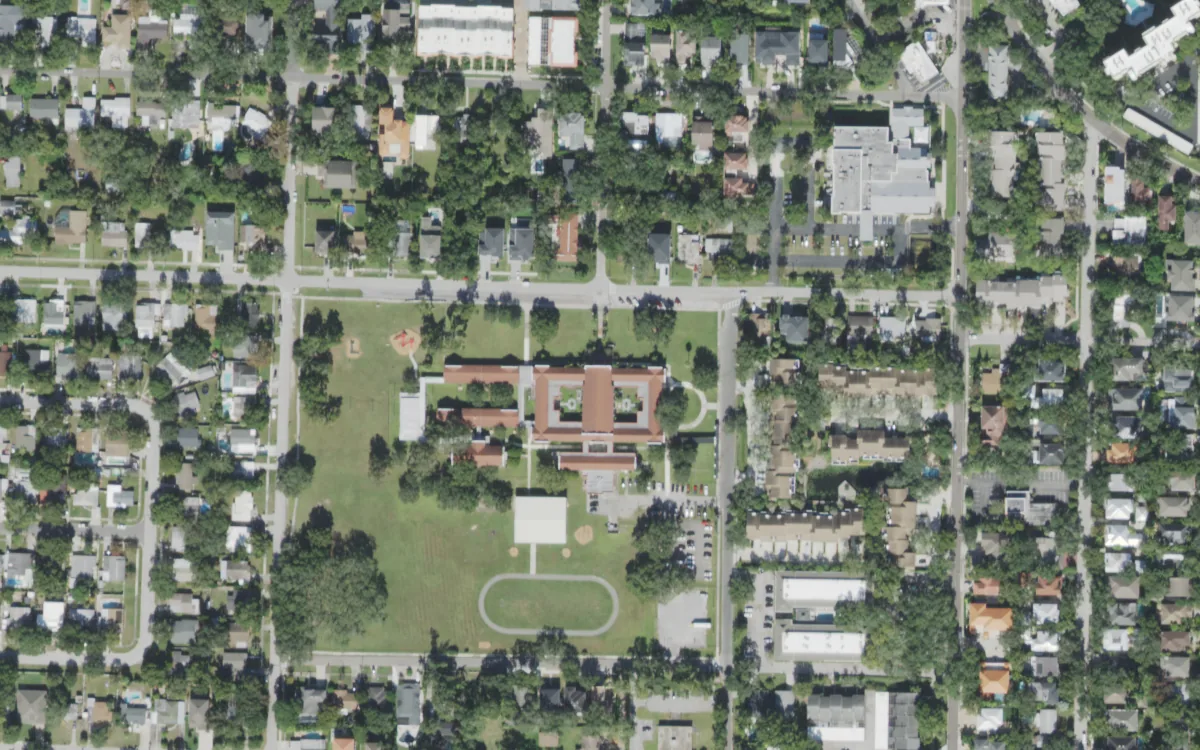 Ballast Point Elementary and the blocks around it on West Ballast Point Boulevard, Tampa, seen from the air