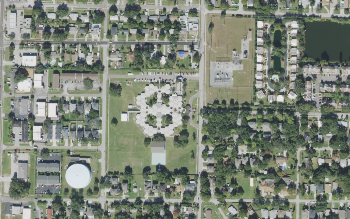 Chiaramonte Elementary and the blocks around it on South Himes Avenue, Tampa, seen from the air