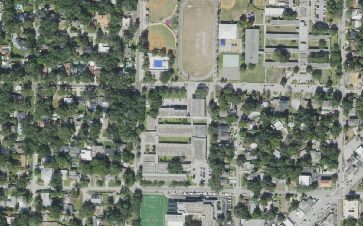 Coleman Middle and the blocks around it on South Manhattan Avenue, Tampa, seen from the air