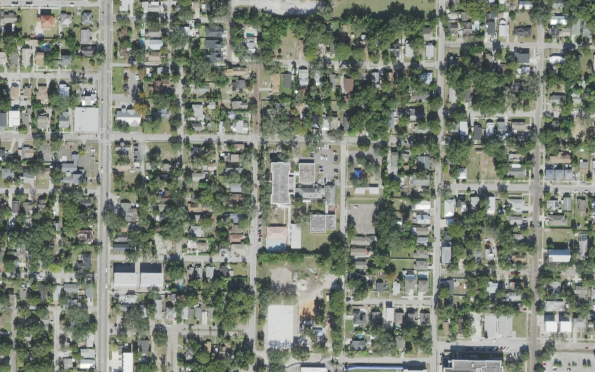 Graham Elementary and the blocks around it on North Massachusetts Avenue, Tampa, seen from the air