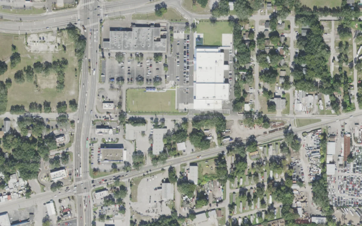 IDEA Hope and the blocks around it on East 10th Avenue, Tampa, seen from the air