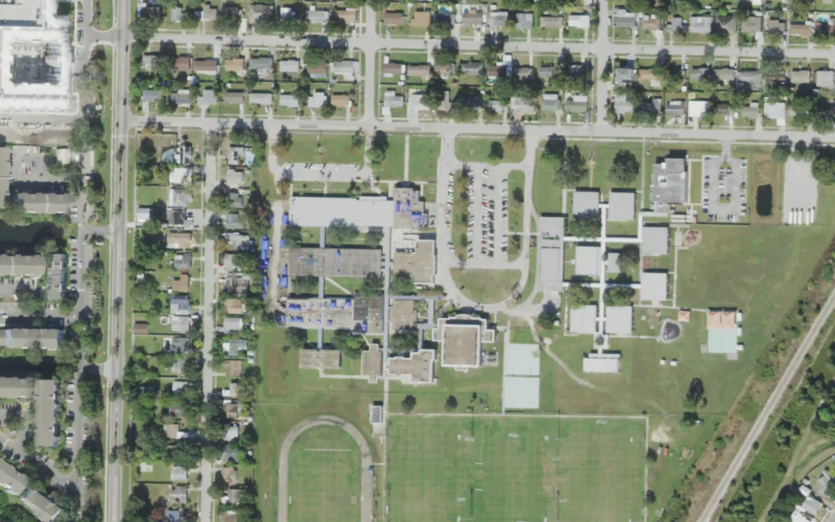 Madison Middle and the blocks around it on West Bay Vista Avenue, Tampa, seen from the air