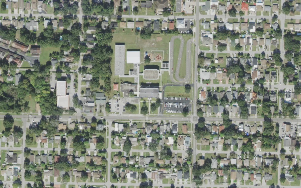 Tampa Bay Boulevard Elementary and the blocks around it on West Tampa Bay Boulevard, Tampa, seen from the air